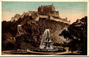 Edinburgh Castle & Ross Fountain Vintage Postcard SP17-14